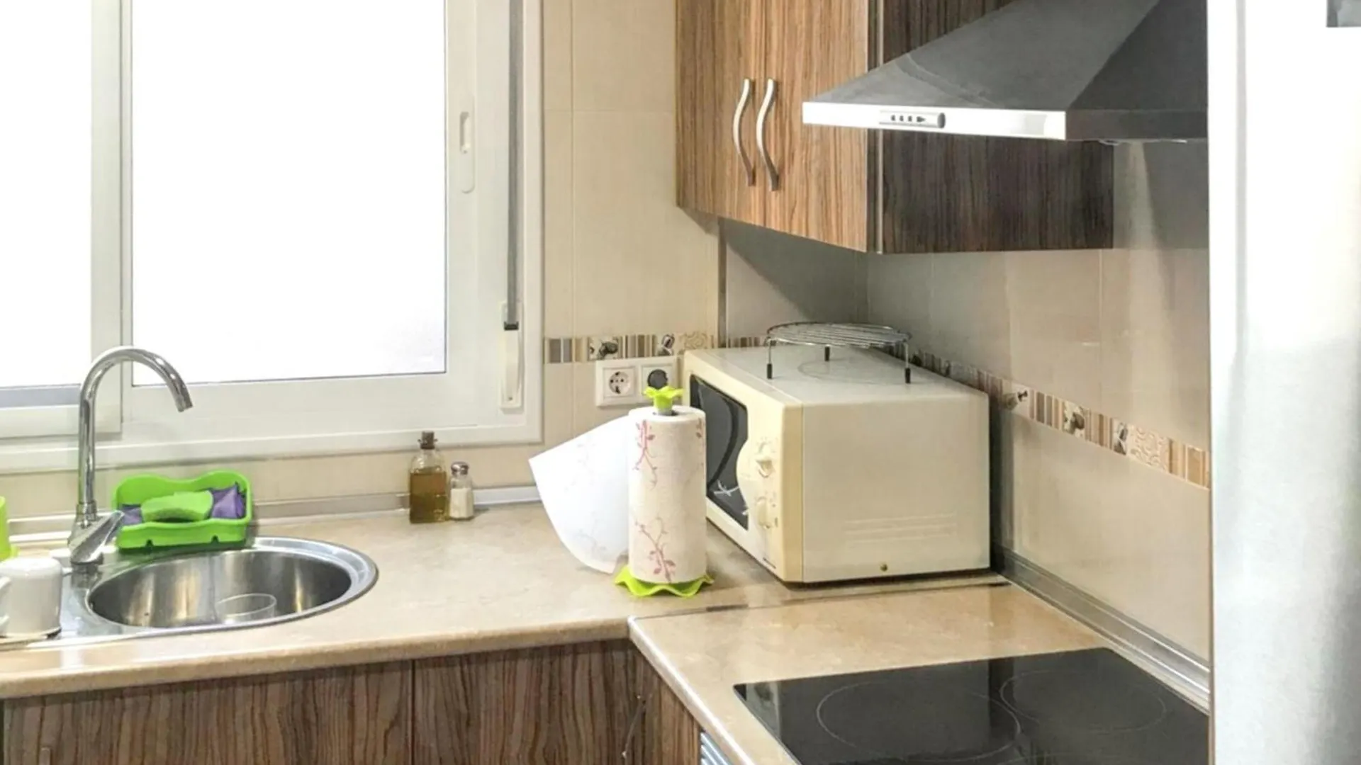 Comfortable Apartment In Malaga With Balcony And City View 81 M² 西班牙