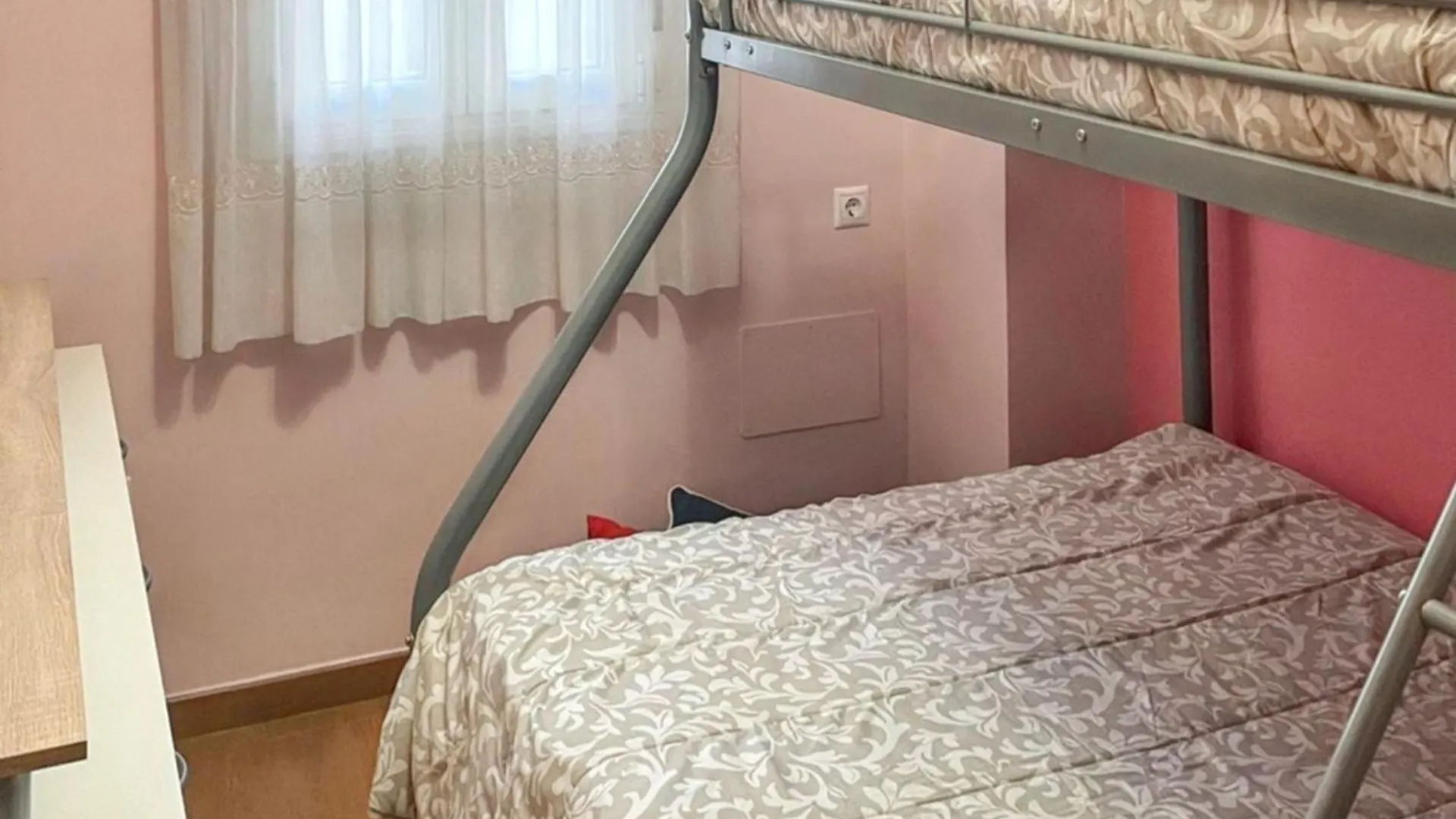 Comfortable Apartment In Malaga With Balcony And City View 81 M²