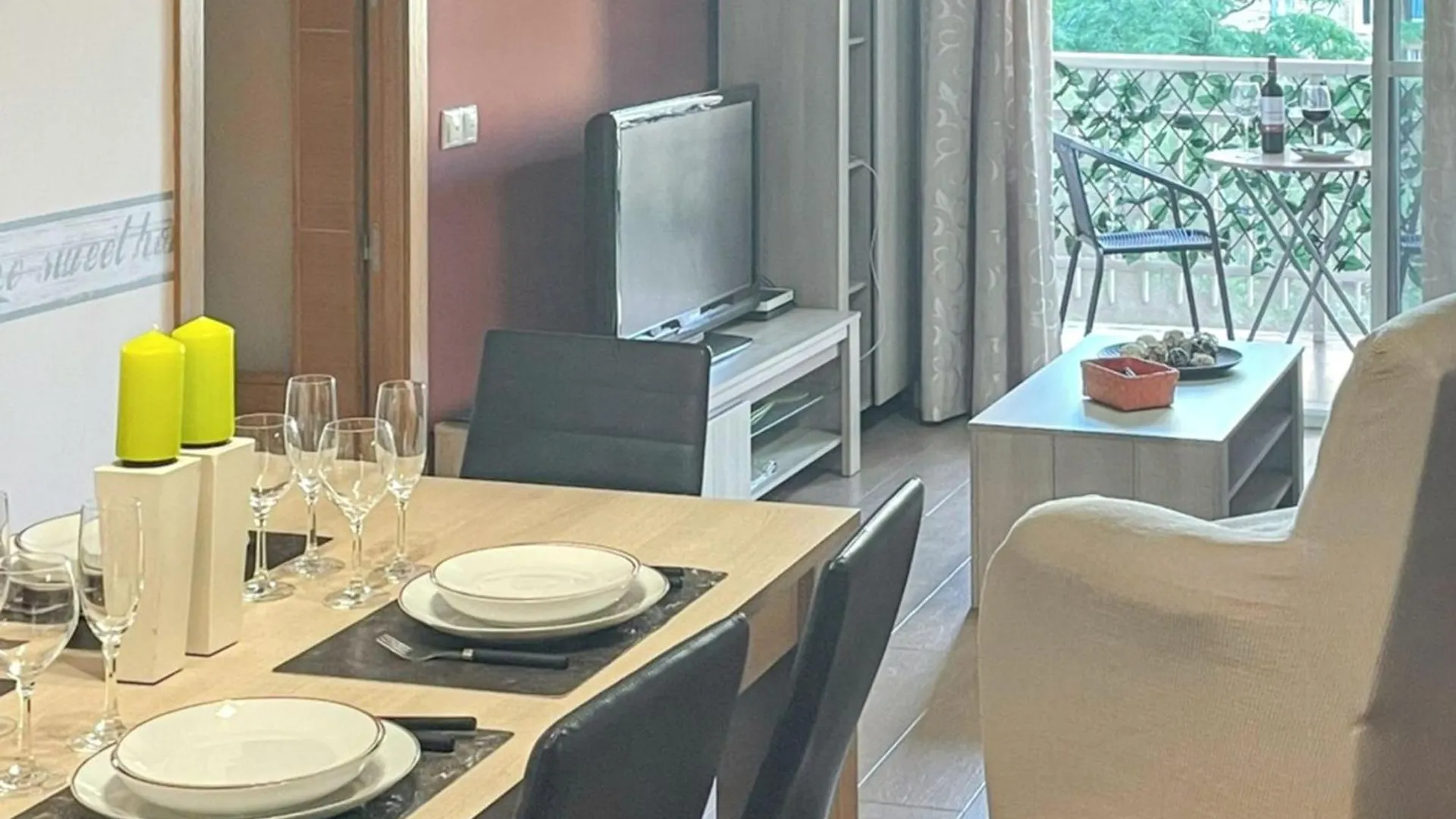 Comfortable Apartment In Malaga With Balcony And City View 81 M² Spain